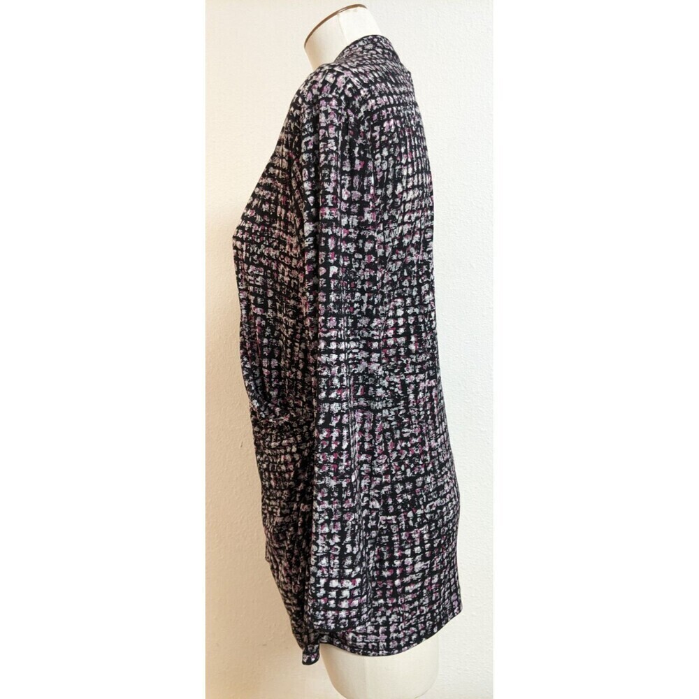 Women's CHICO'S Faux Wrap Top 3/4 Sleeve Stretch Top Black/Purple 2 or 12/14 - Picture 5 of 9